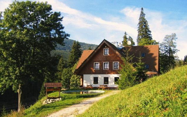 Pension Fontana Špindlerŭv Mlýn Luaran gambar